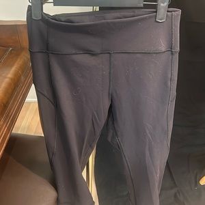 LuluLemon womens capris leggings black Sz8